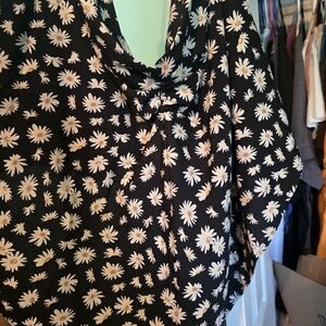 SHEIN White and Pink Tie Front Short Sleeve Blouse